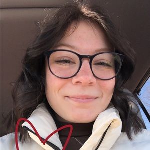 Meet your Posher, Haley